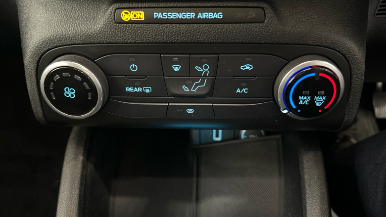 Ford Focus 1.5 EcoBlue 120 Zetec 5dr Diesel Hatchback